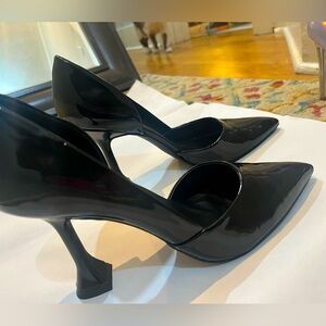 🖤🖤🖤Black on black Open Edit Pumps🖤🖤🖤